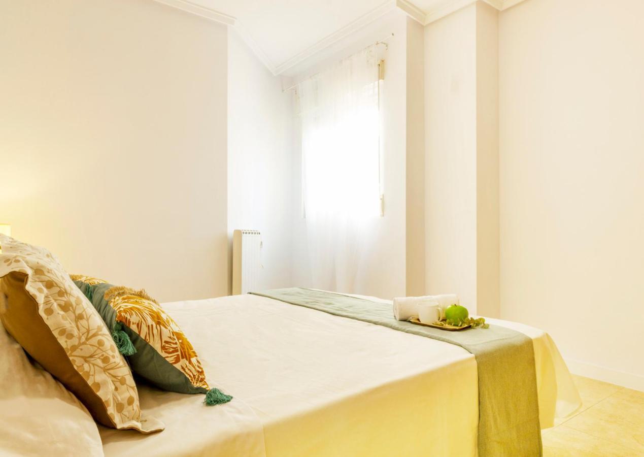 Apartamento Pink Maritimo 또레비에하 외부 사진