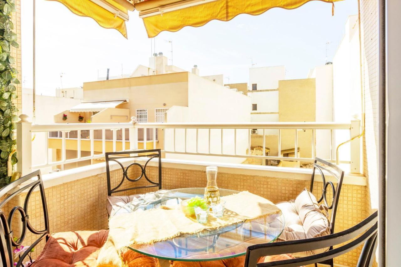 Apartamento Pink Maritimo 또레비에하 외부 사진