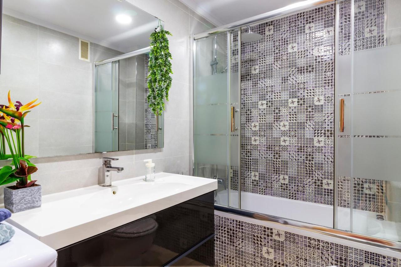 Apartamento Pink Maritimo 또레비에하 외부 사진