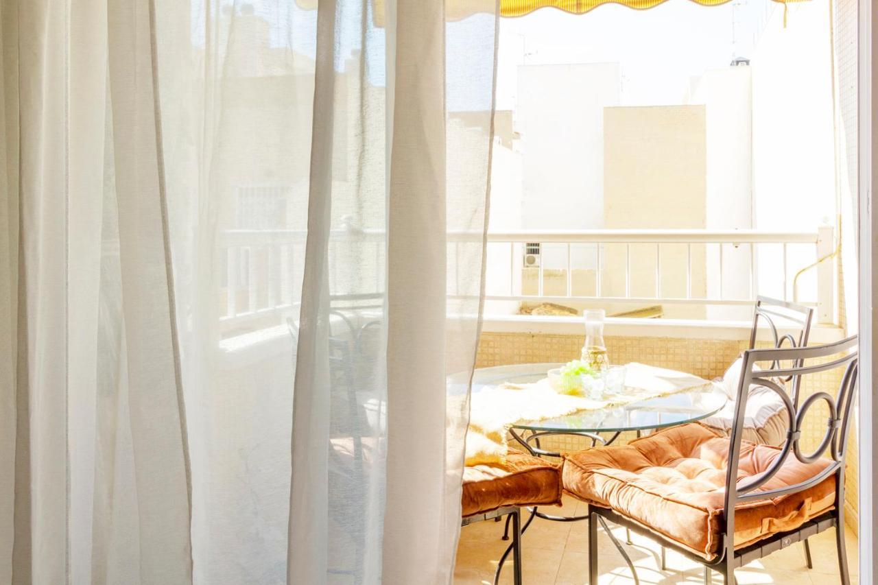 Apartamento Pink Maritimo 또레비에하 외부 사진