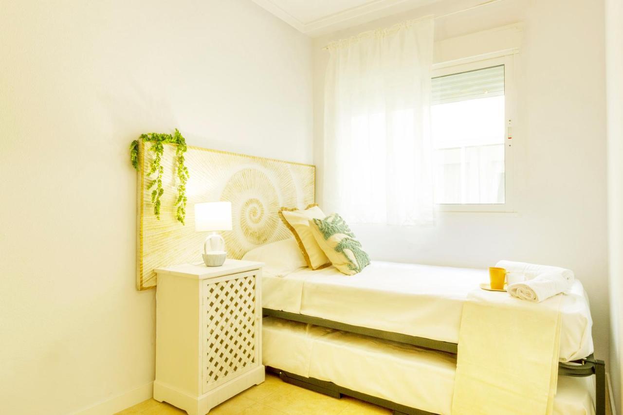 Apartamento Pink Maritimo 또레비에하 외부 사진