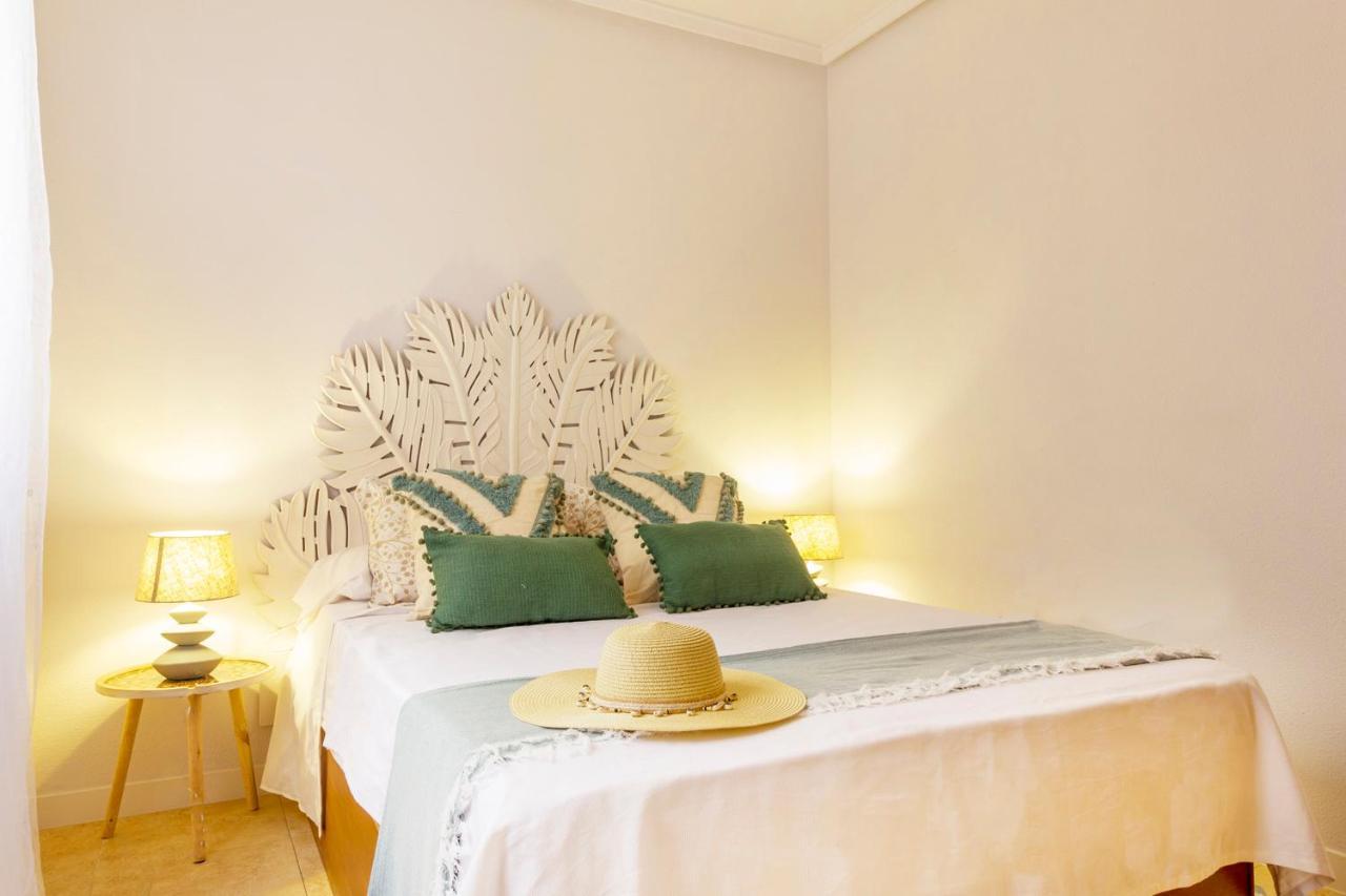 Apartamento Pink Maritimo 또레비에하 외부 사진