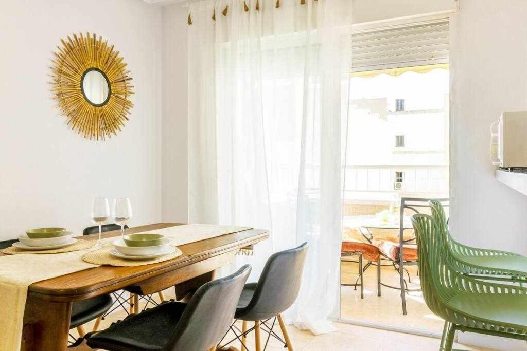 Apartamento Pink Maritimo 또레비에하 외부 사진